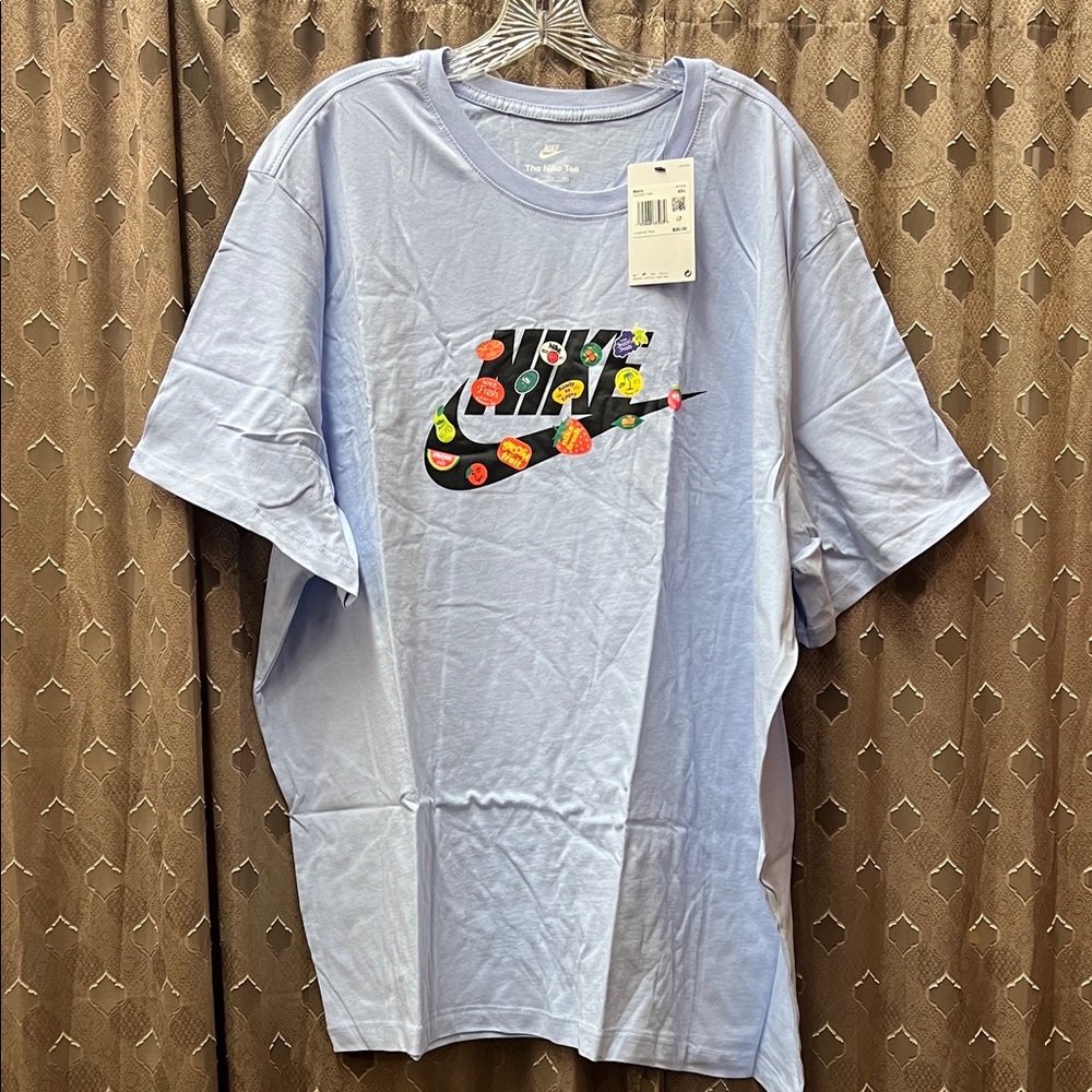 Nike Men's Light Blue Graphic Tee